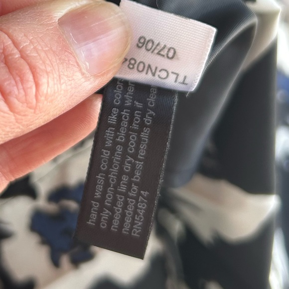 The Limited, black dress, v-neck, tank top, size 6 - Picture 6 of 11